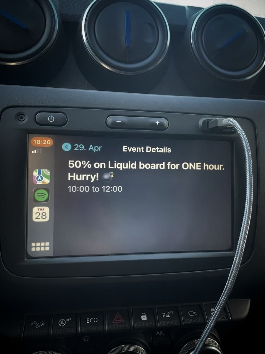 iPhone showing a calendar event push notification